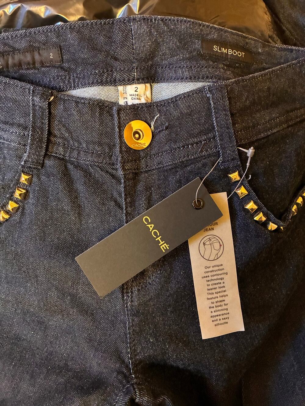 NWT Caché Slim Bootcut Jeans Size 2 Dark Wash Gold Studded Pocket Accent Contour